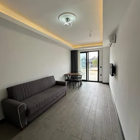 Azra 3 Kisilik Havuzlu Luex Apartment Fethiye