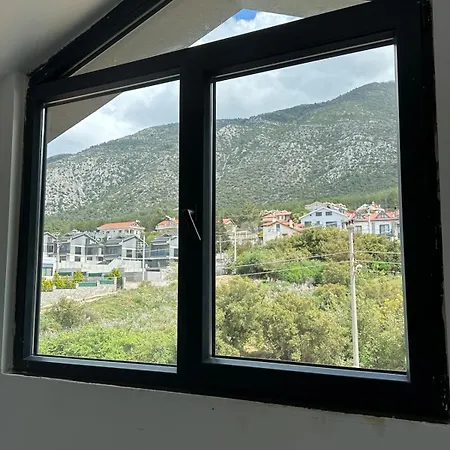 Azra 3 Kisilik Havuzlu Luex 아파트